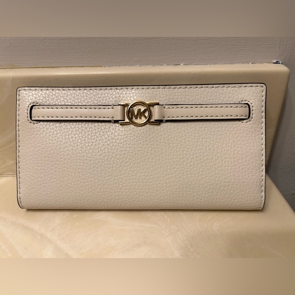 MICHAEL KORS JET SET REED LARGE FLAP BIFOLD SNAP WALLET